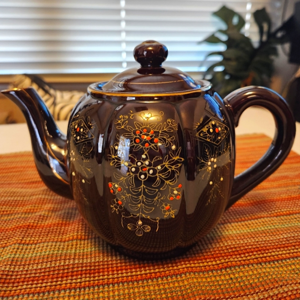 Vintage Asian Teapot
